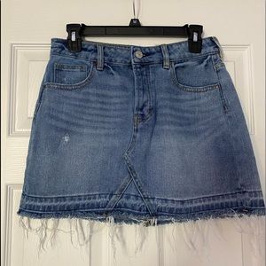 Pacsun denim skirt size 28’